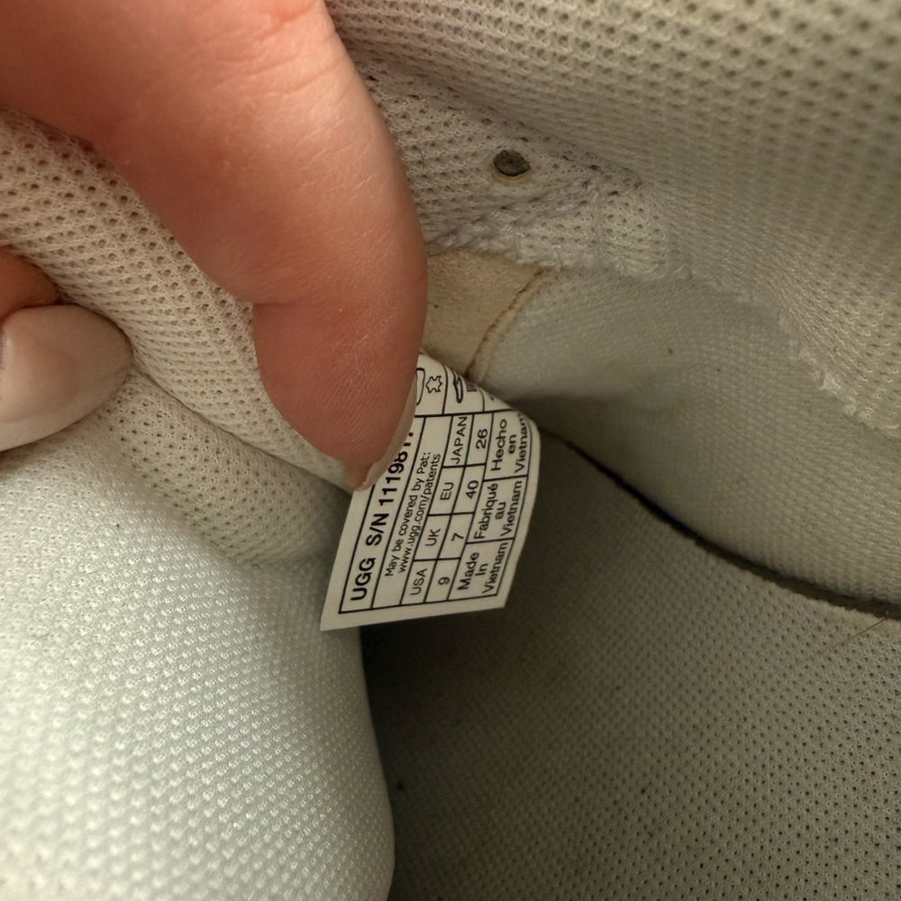 UGG CHUNKY WHITE DAD SNEAKER - Picture 10 of 10